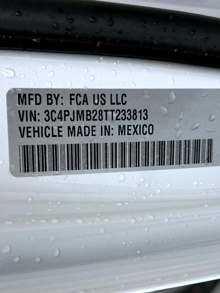 New 2026 White Jeep Laredo image 25
