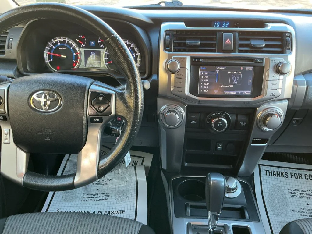 Used 2015 Gray Toyota SR5 image 23