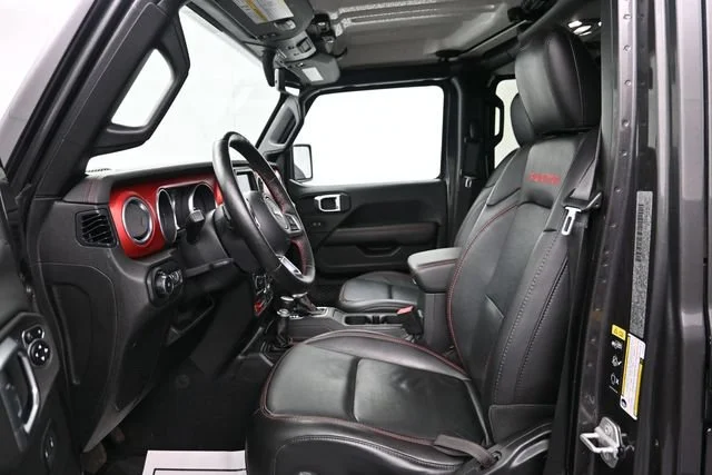 Used 2020 Granite Crystal Metallic Clearcoat Jeep Rubicon image 9