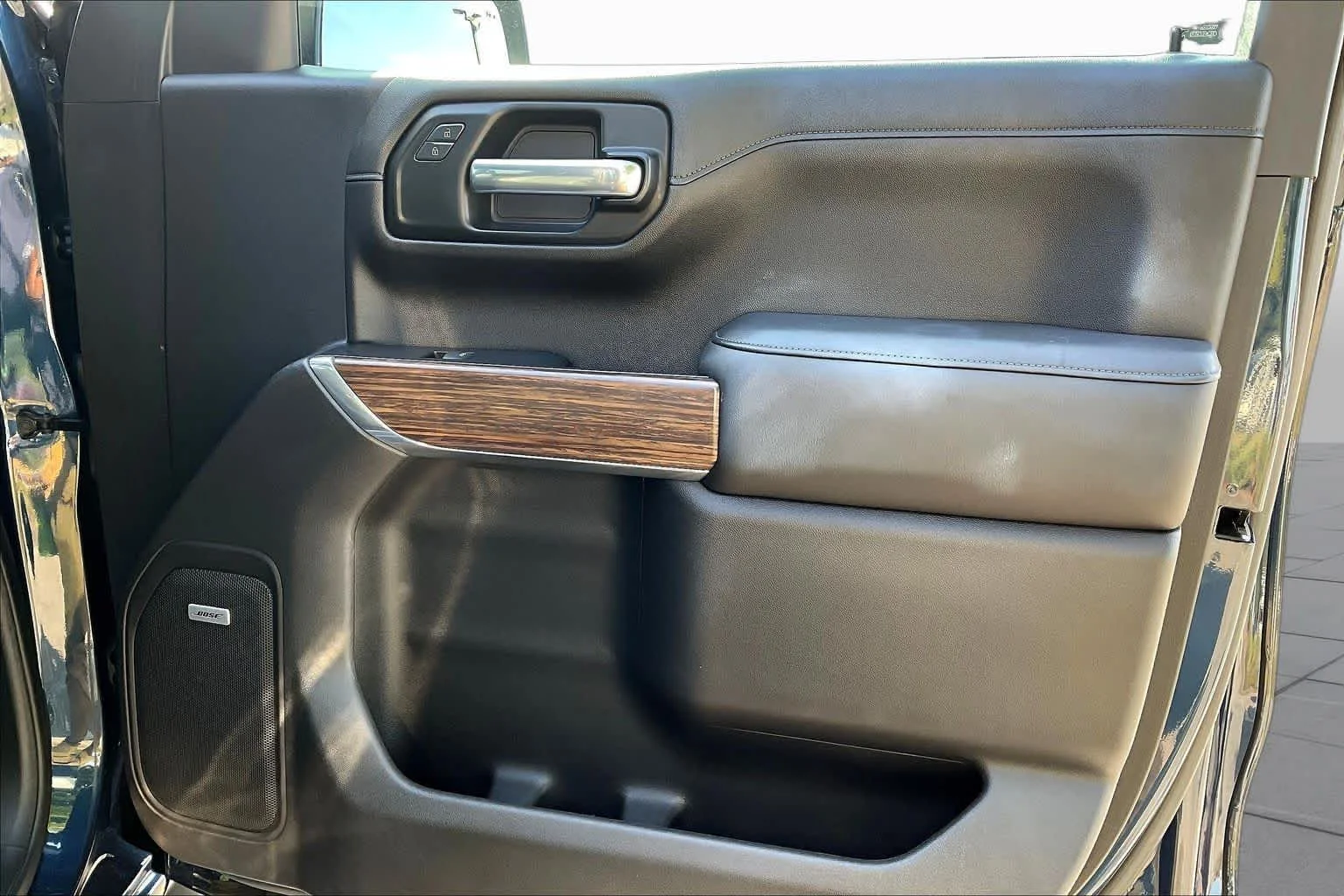 Used 2019 Northsky Blue Metallic Chevrolet High Country image 22