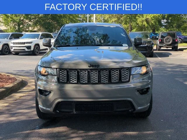 Used 2022 Gray Jeep Laredo X image 8