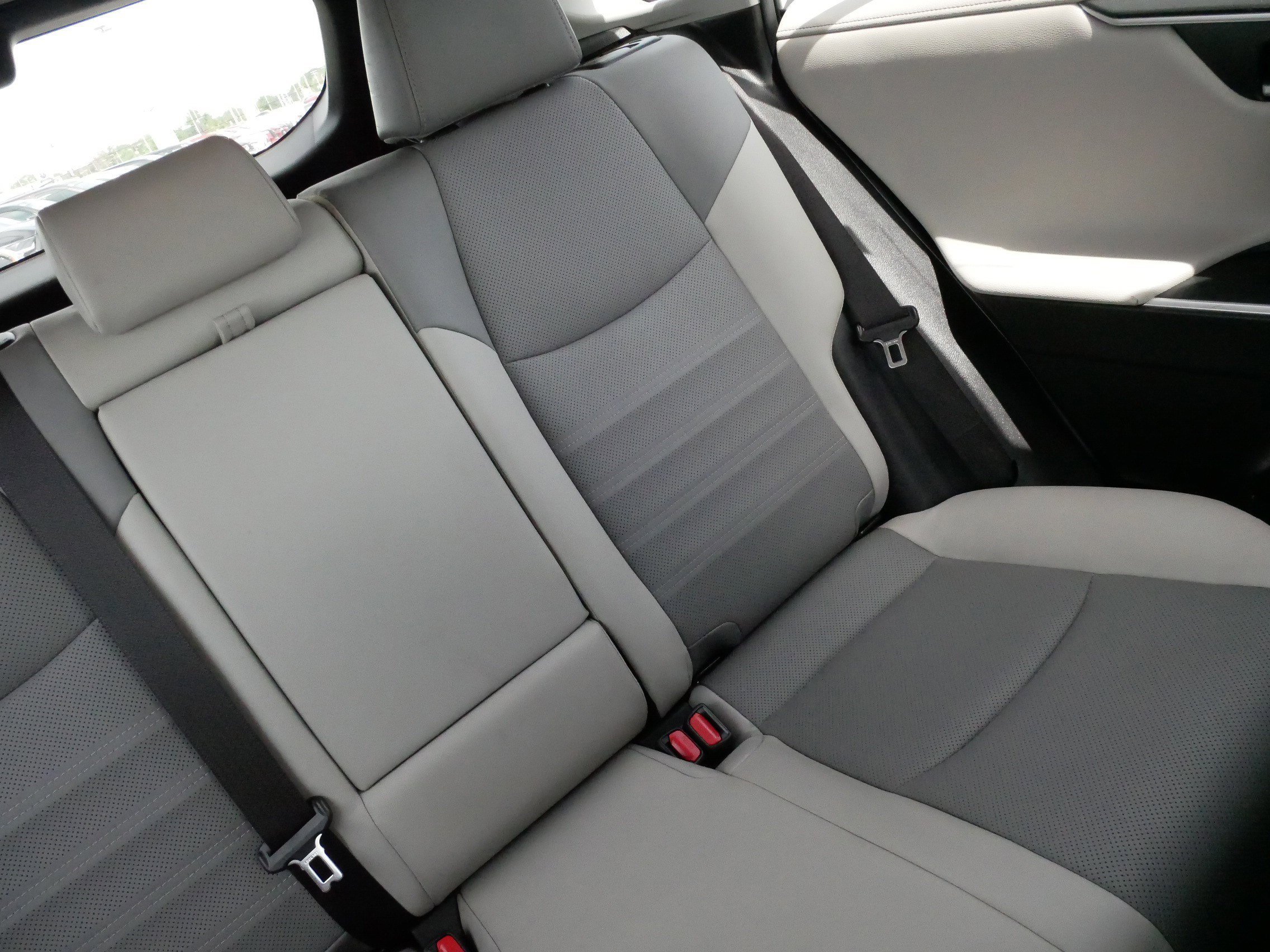 Certified Used 2020 BLIZZARD PEARL Toyota Limited image 14