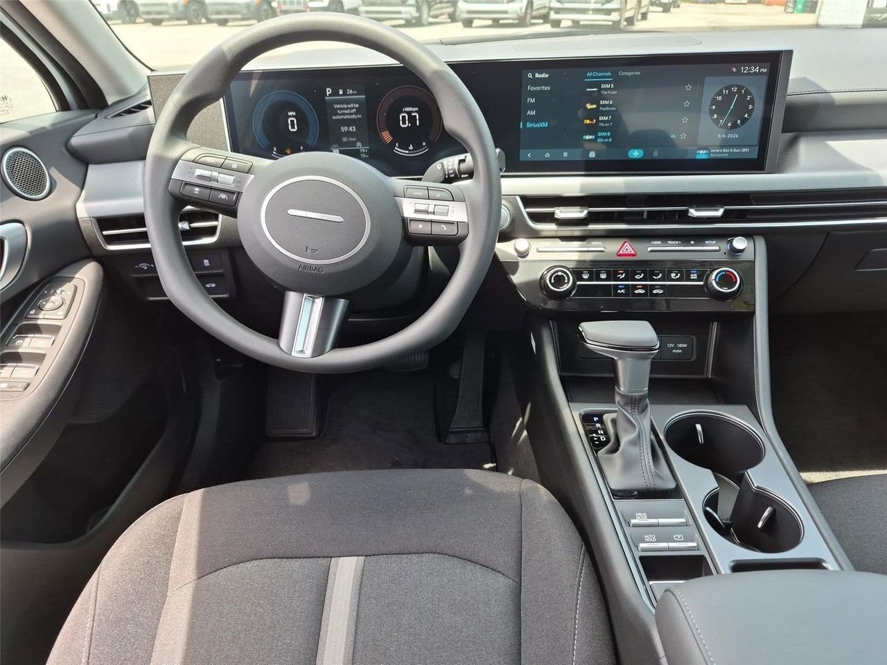 New 2026 Aero Silver Hyundai SE image 32