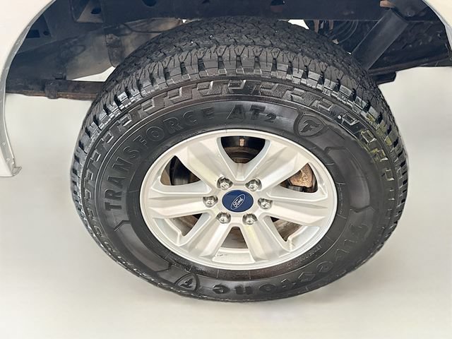 Used 2018 Silver Ford XL image 26