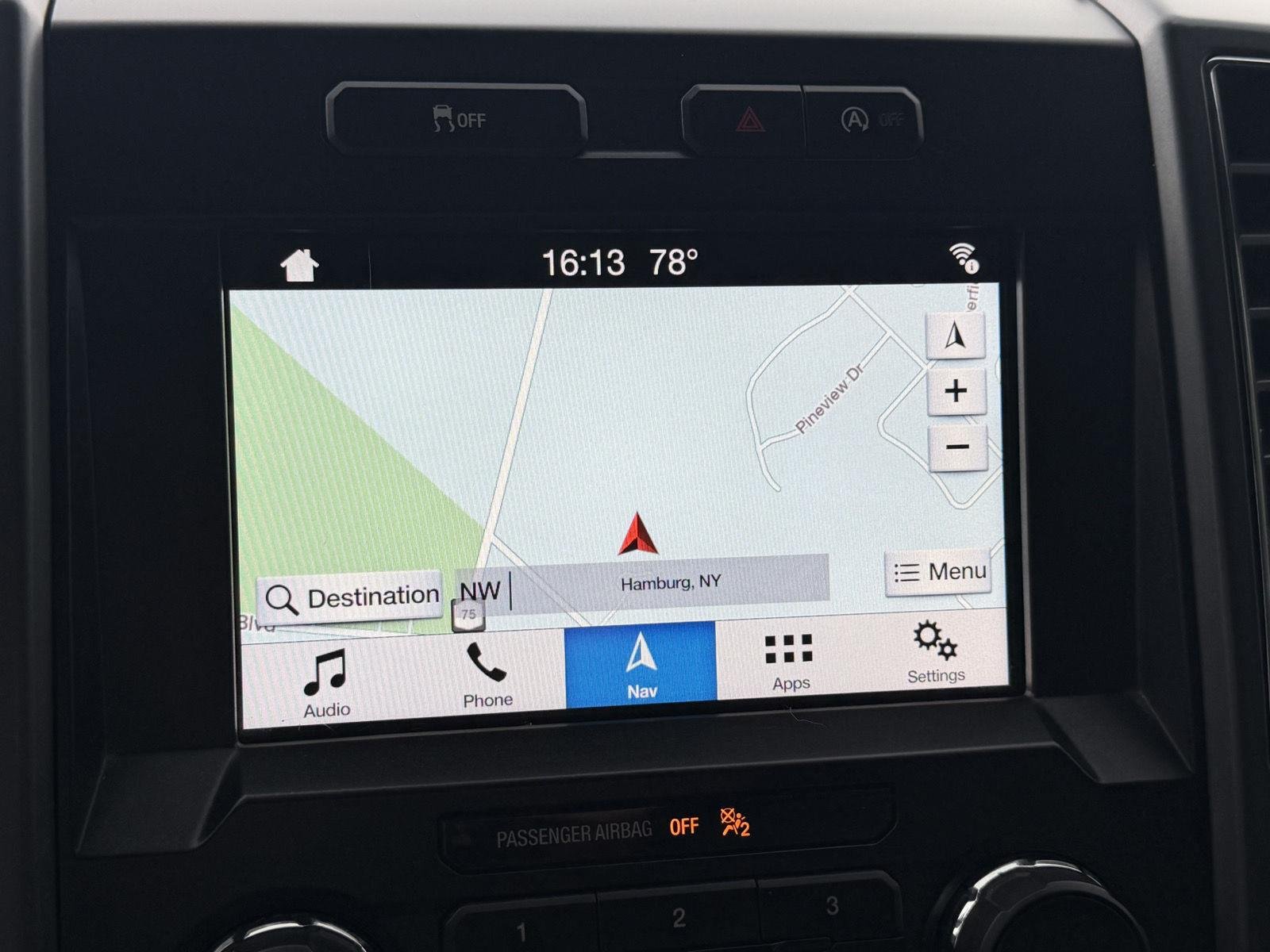Used 2018 Shadow Black Ford XLT image 9