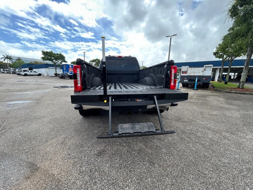 Certified Used 2024 Black Metallic Ford XLT image 30