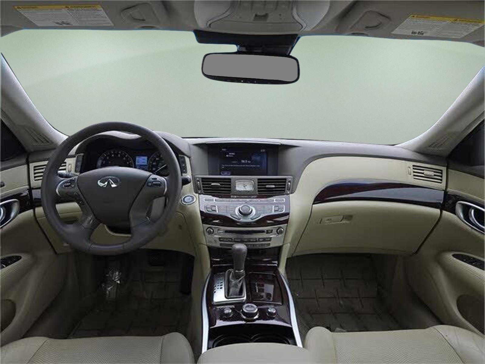 Used 2011 Malbec Black INFINITI Base image 16