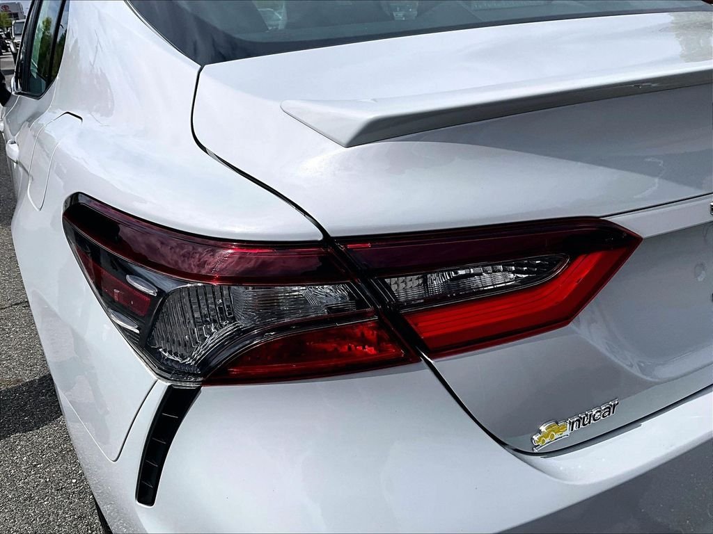 Used 2024 White Toyota SE image 33