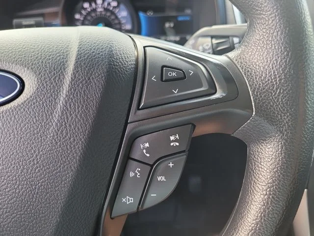 Used 2024 Gray Ford SE image 29