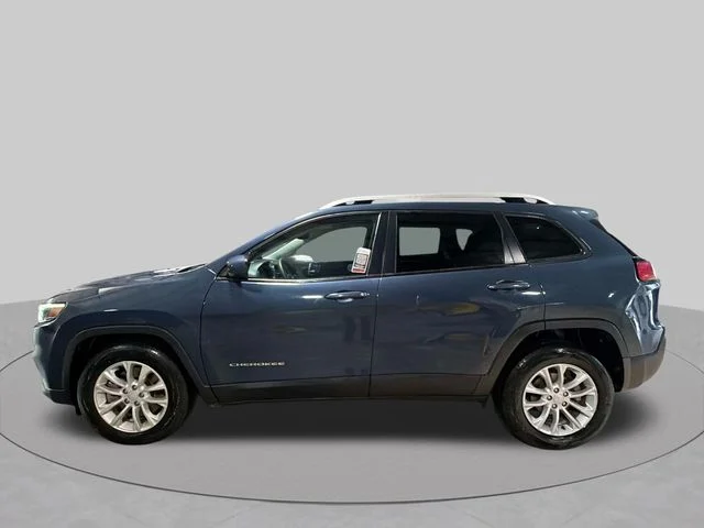 Used 2021 Blue Jeep Latitude image 6