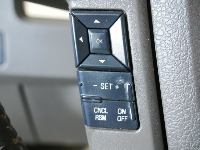 Used 2013  Ford XLT image 26