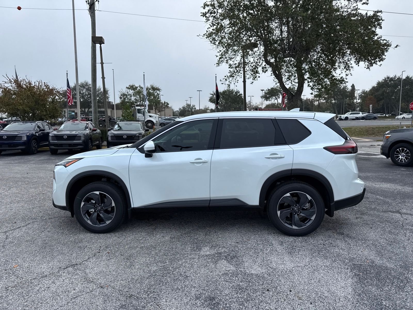 New 2026 Nissan Rogue SV 4D Sport Utility