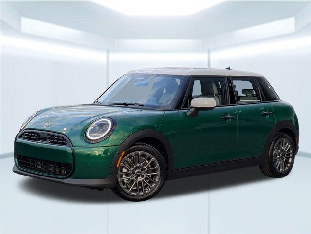 2026 MINI 4 Door Signature Plus