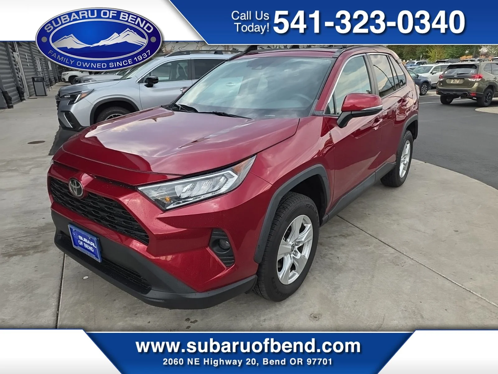 Used 2021 Pearl Toyota XLE image 1