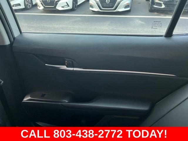 Used 2022 White Toyota SE image 15
