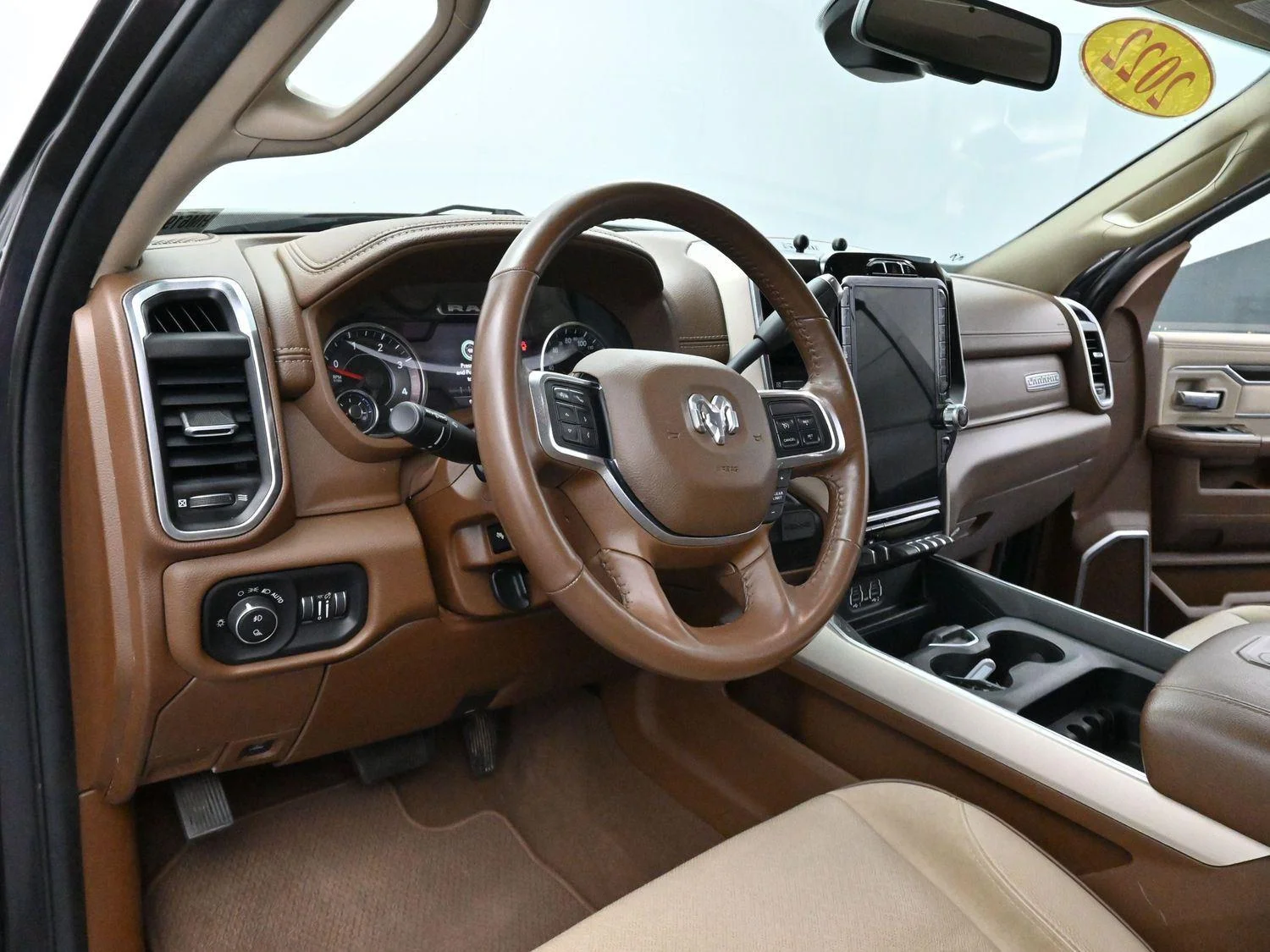 Used 2022 Granite Crystal Metallic Clearcoat Ram Laramie image 16