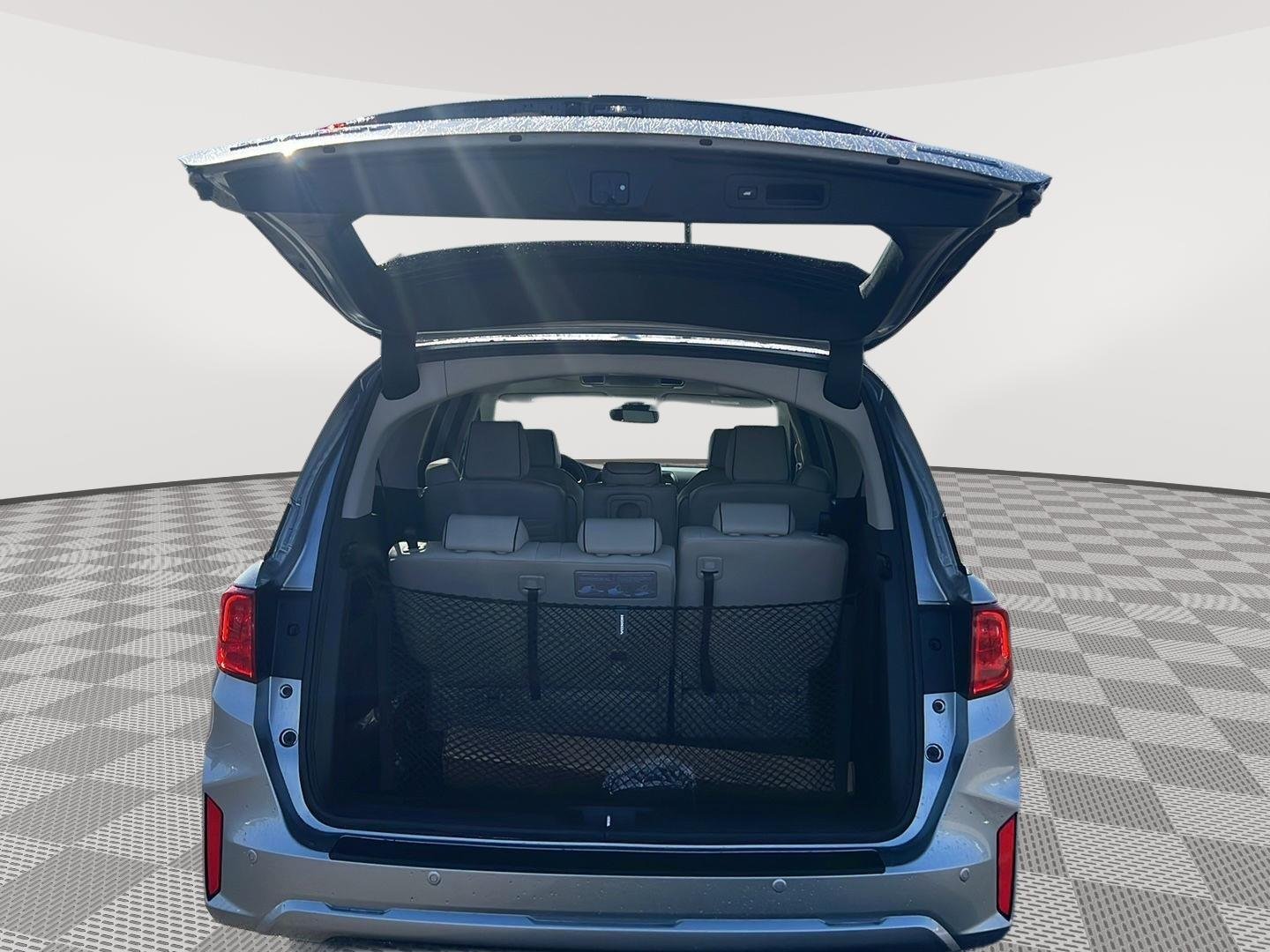 New 2026 Solar Silver Metallic Honda Touring image 19