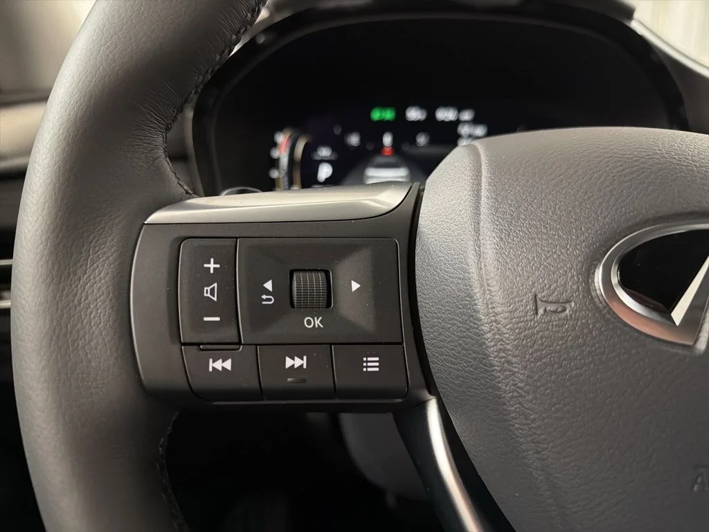 Certified Used 2026 Black INFINITI PURE image 31