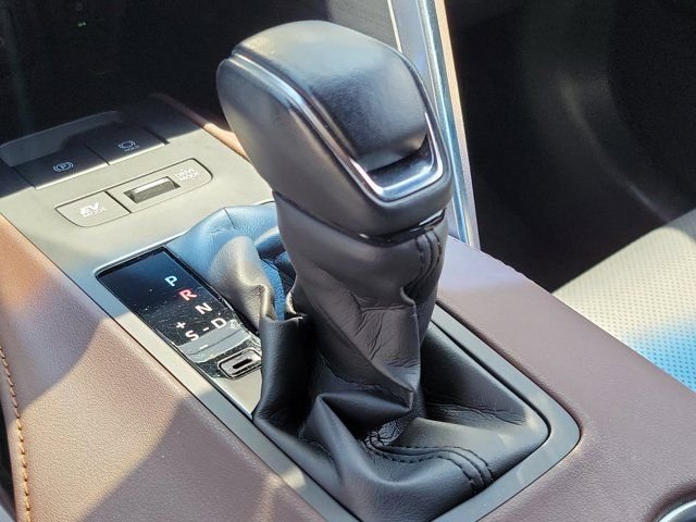 2023 Toyota Venza Limited - Photo 30