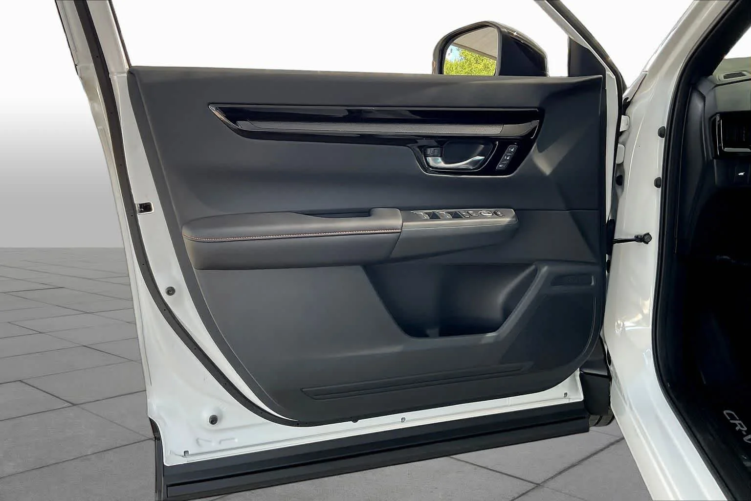 New 2026 Platinum White Pearl Honda Sport Touring image 10