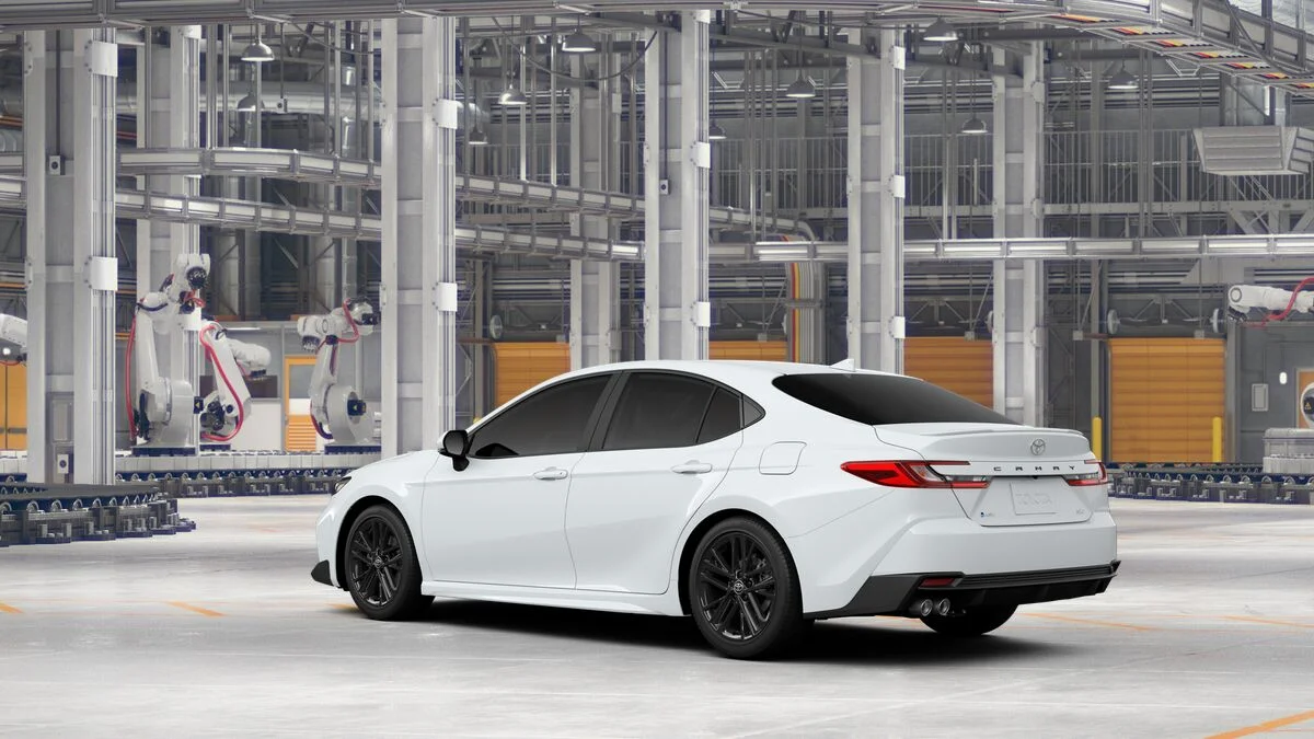 New 2026 ICE CAP Toyota SE image 6