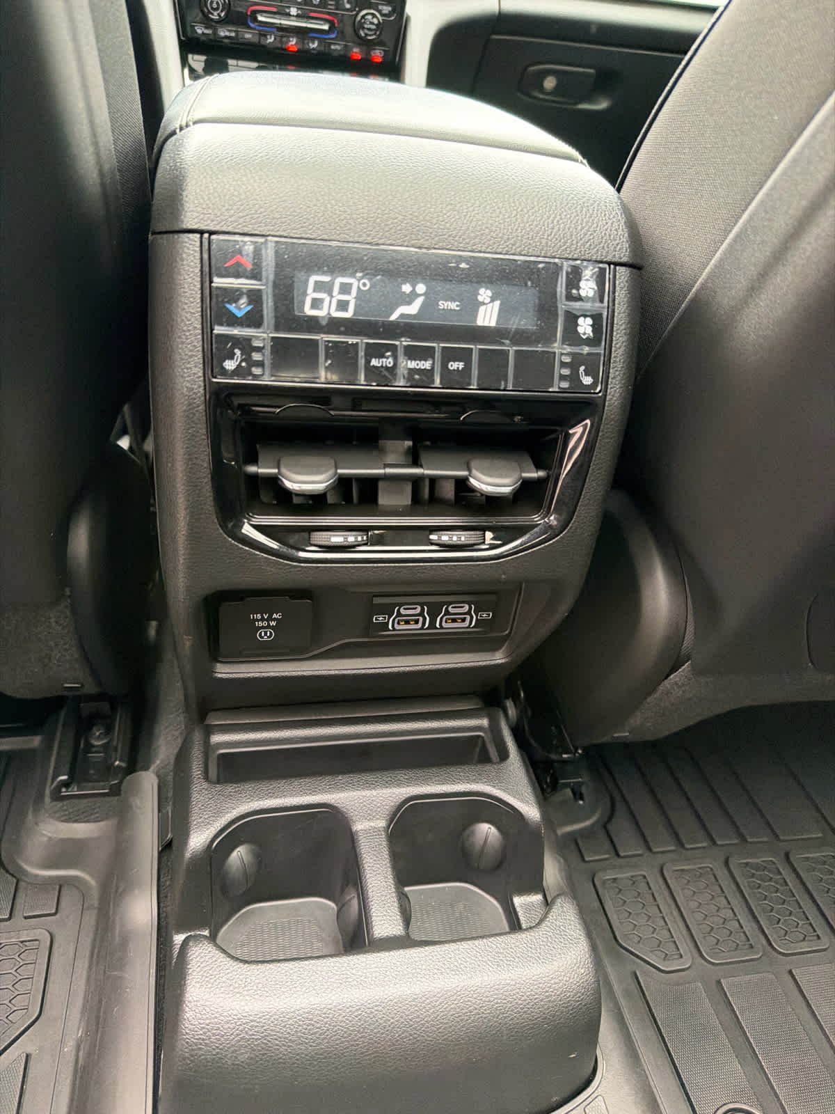 Used 2024 Baltic Gray Metallic Clearcoat Jeep Limited image 15