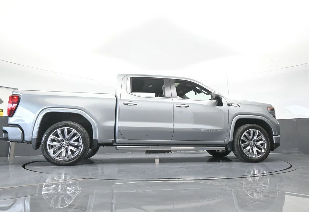 Used 2023 Sterling Metallic GMC Denali image 71