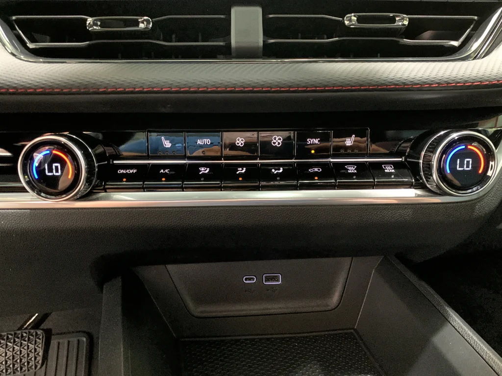 New 2027 Mosaic Black Metallic Chevrolet RS image 24