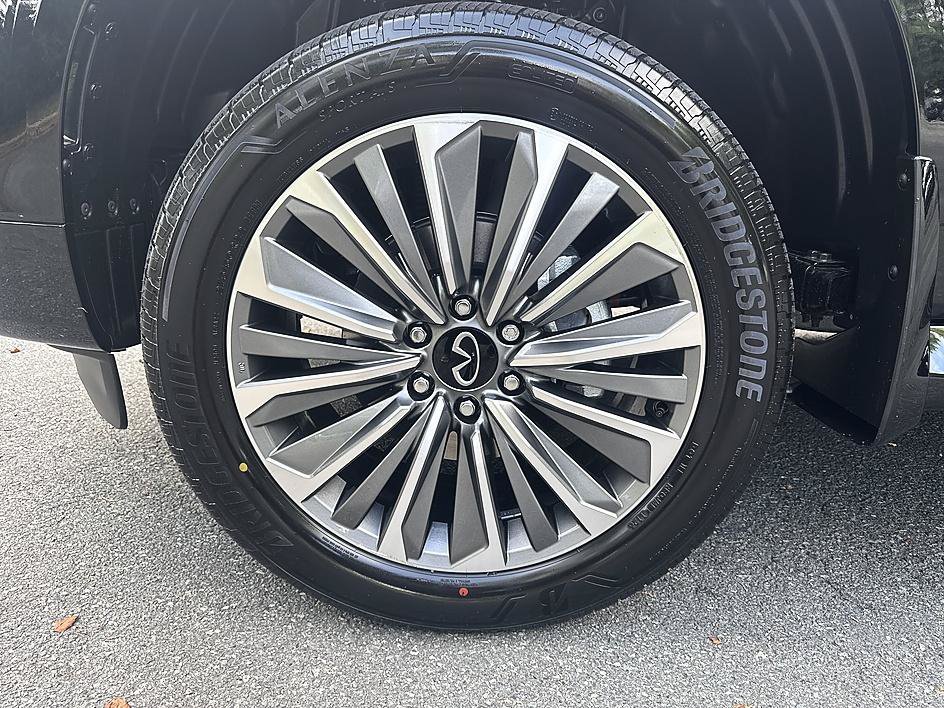New 2027 Black Obsidian INFINITI LUXE image 8