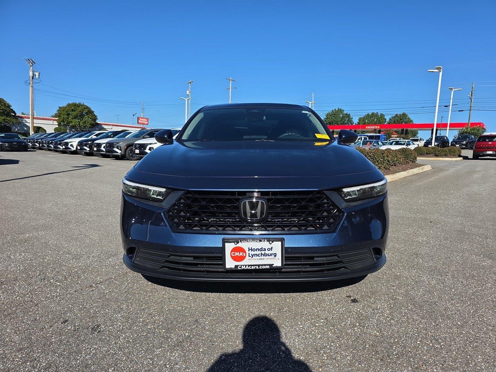 Used 2024 Canyon River Blue Metallic Honda EX image 11