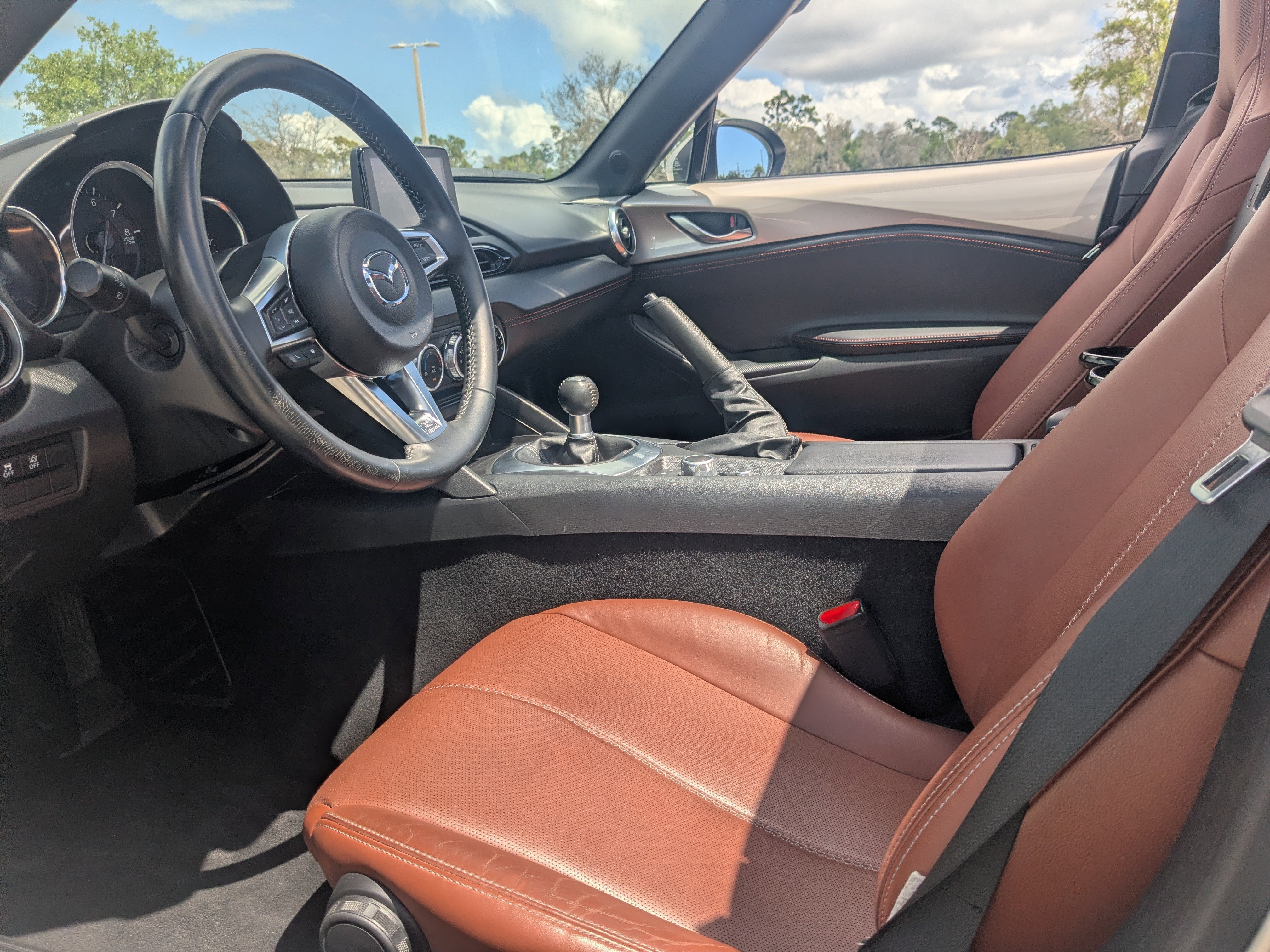 Used 2023 Platinum Quartz Metallic Mazda Grand Touring image 19