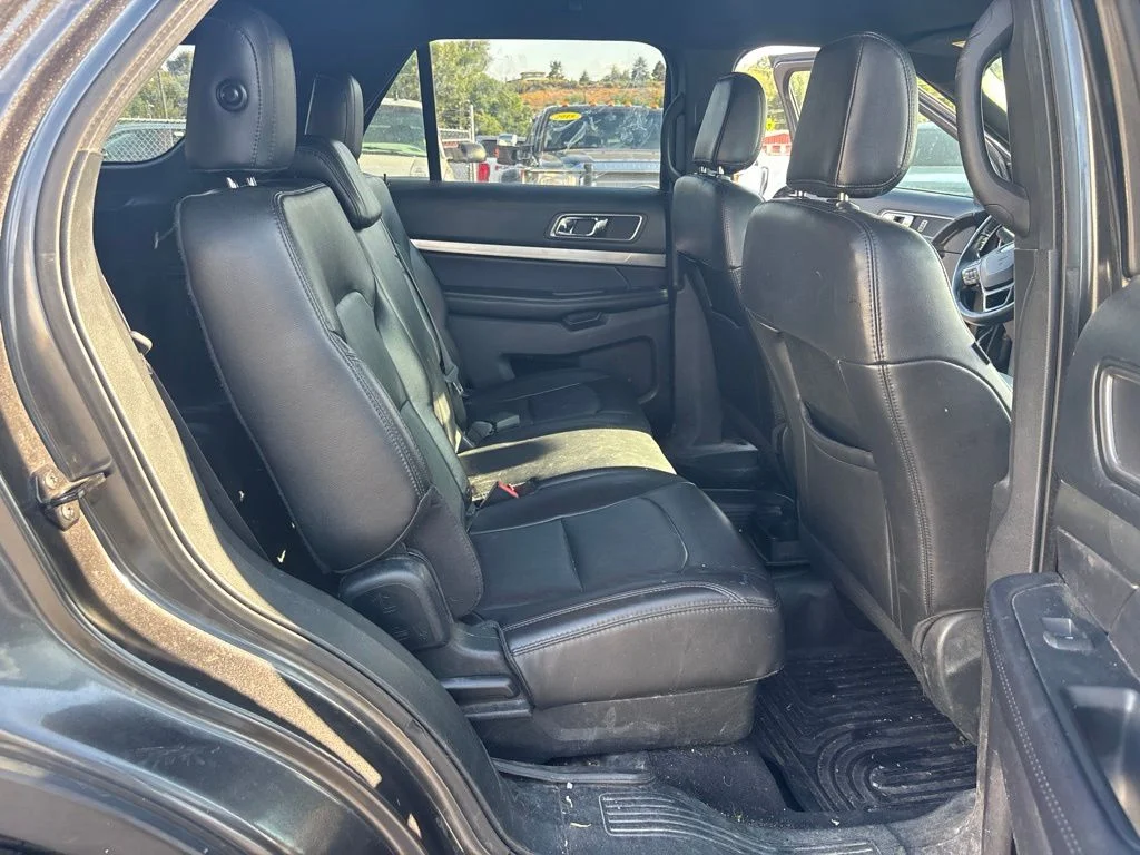 Used 2018 Magnetic Ford XLT image 9