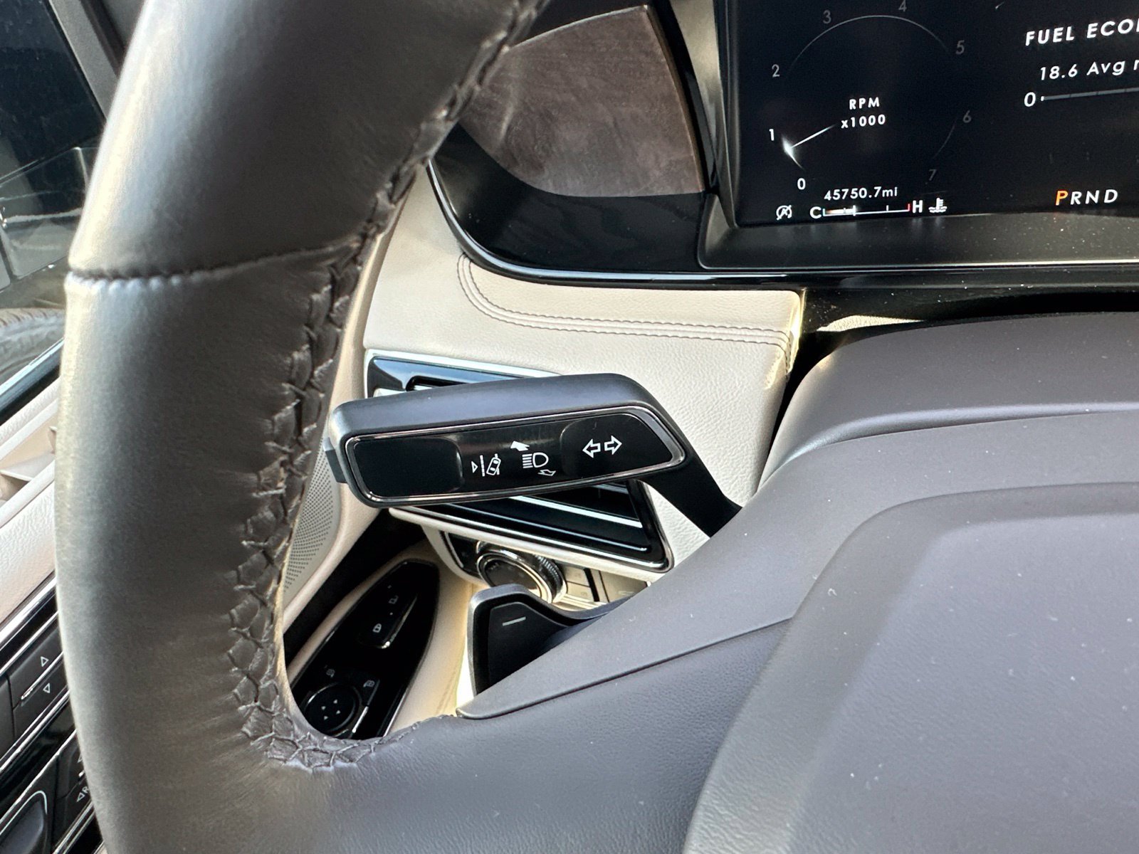 Used 2019 White Lincoln Reserve image 55