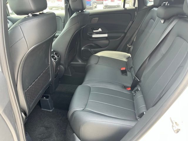 New 2026 Polar White Mercedes-Benz GLA 250 image 18