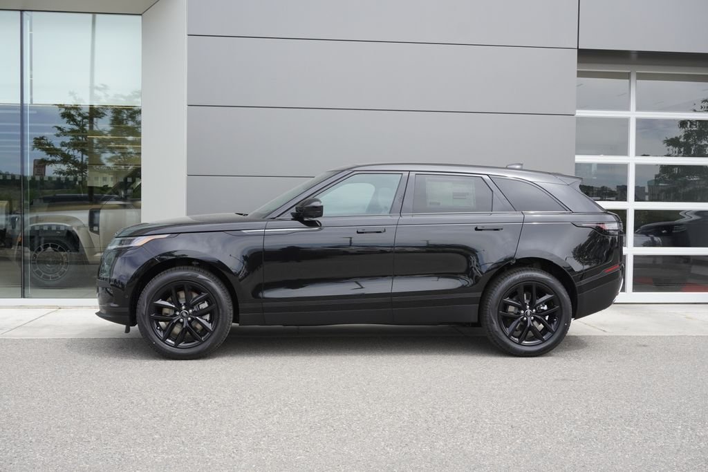 New 2026 Santorini Black Land Rover S image 8