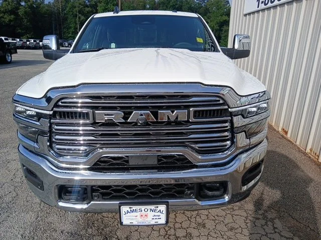 New 2026 Bright White Clear-Coat Exterior Paint RAM Laramie image 13