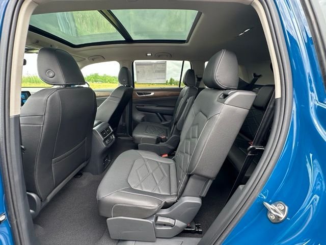 New 2026 Mountain  Lake Blue Metallic Volkswagen 2.0T SE w/Technology image 30