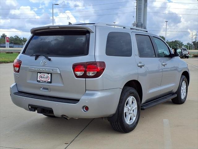 Certified Used 2018 SILVER ME Toyota  image 6
