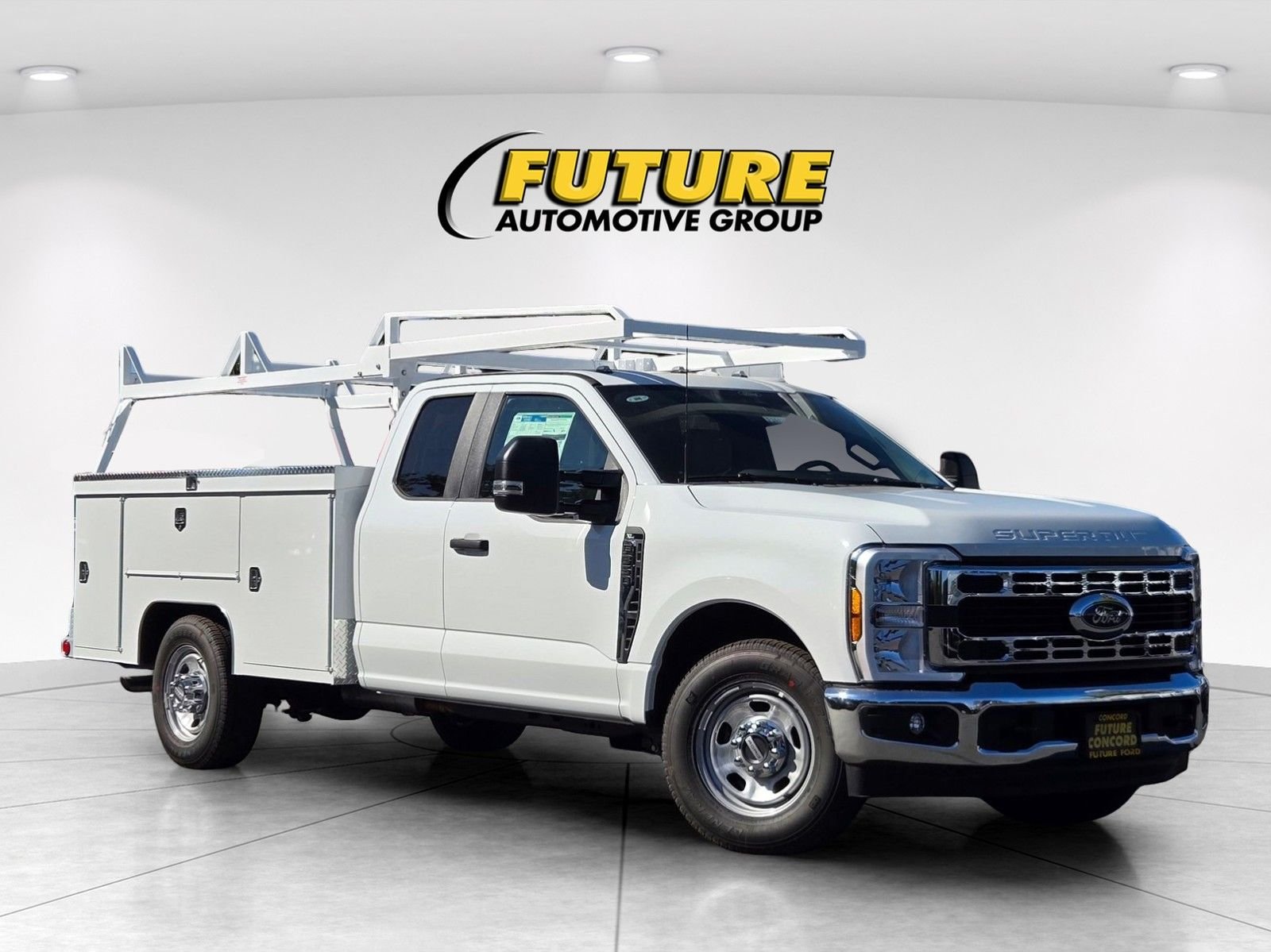 2026 Ford F-350 XL SuperCab 168-In SRW's photo