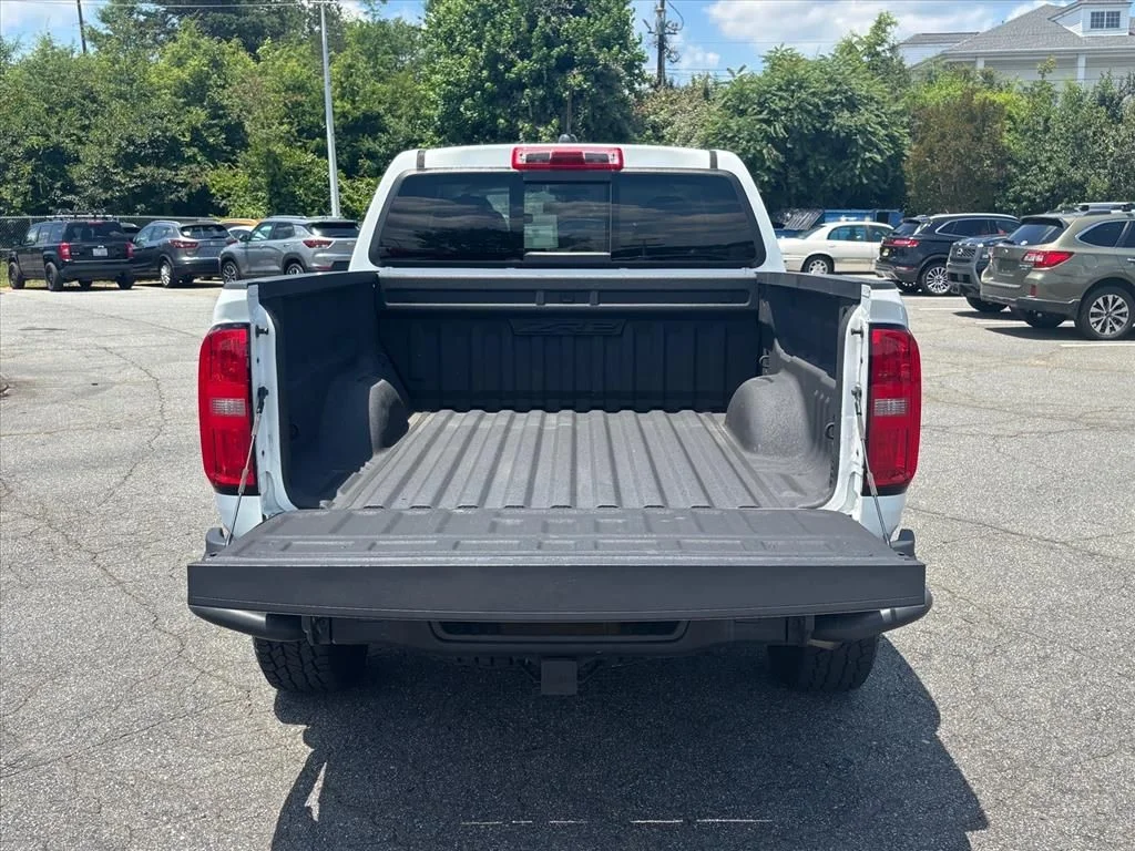 Used 2019 White Chevrolet ZR2 image 26