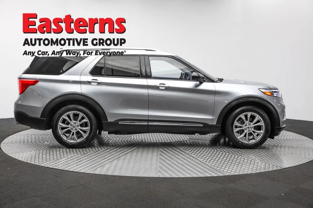 Used 2024 Silver Ford Limited image 4