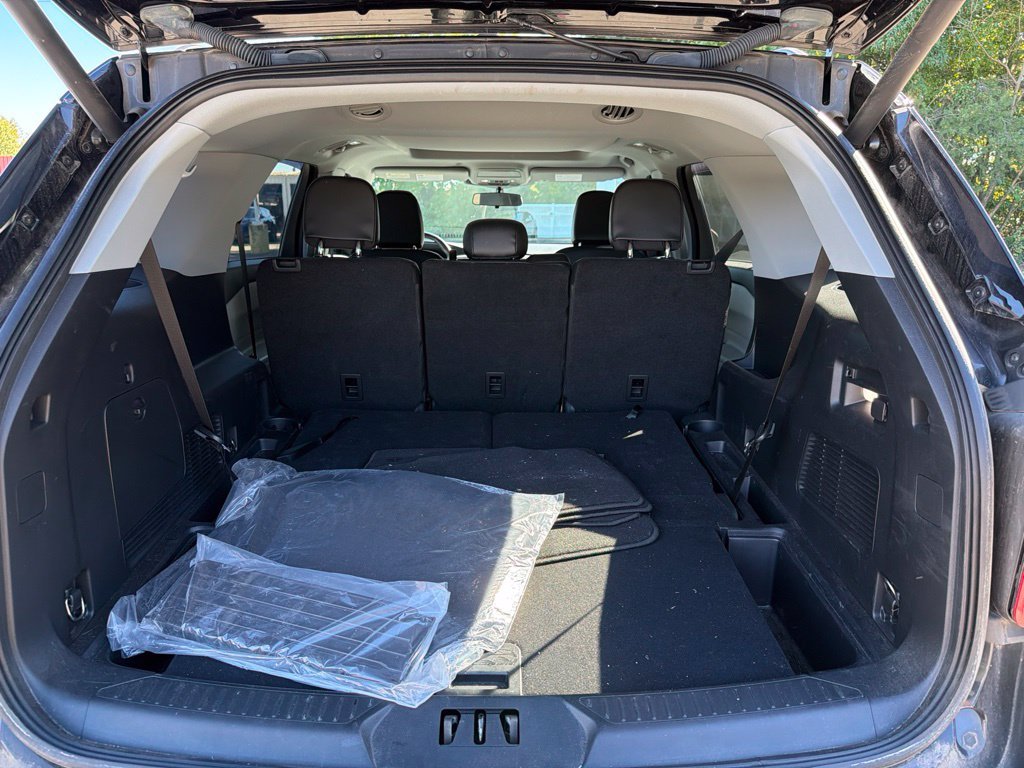 Used 2022 Black Ford XLT image 17