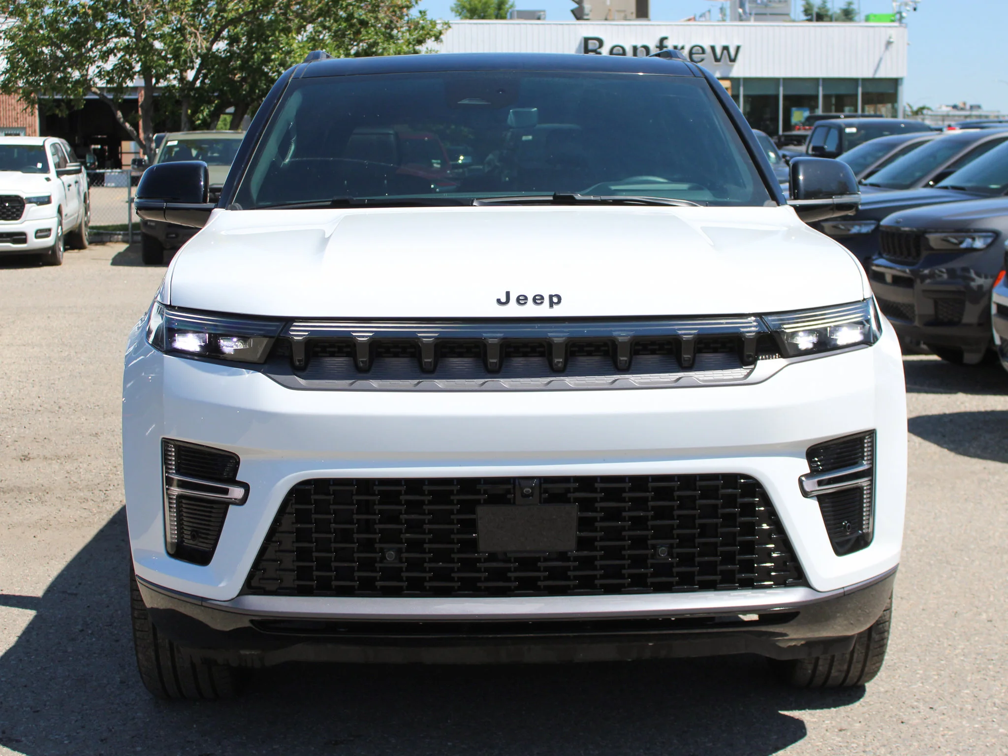 Used 2026 White Jeep Summit Obsidian* image 7