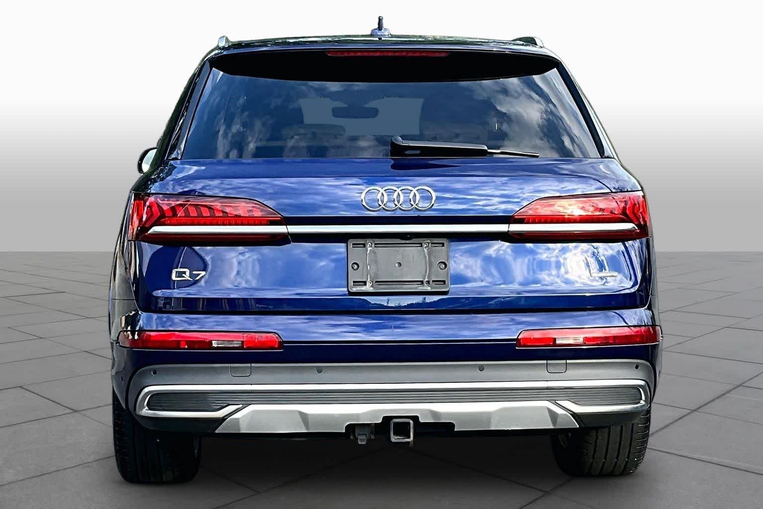 Used 2021 Navarra Blue Metallic Audi Prestige image 5