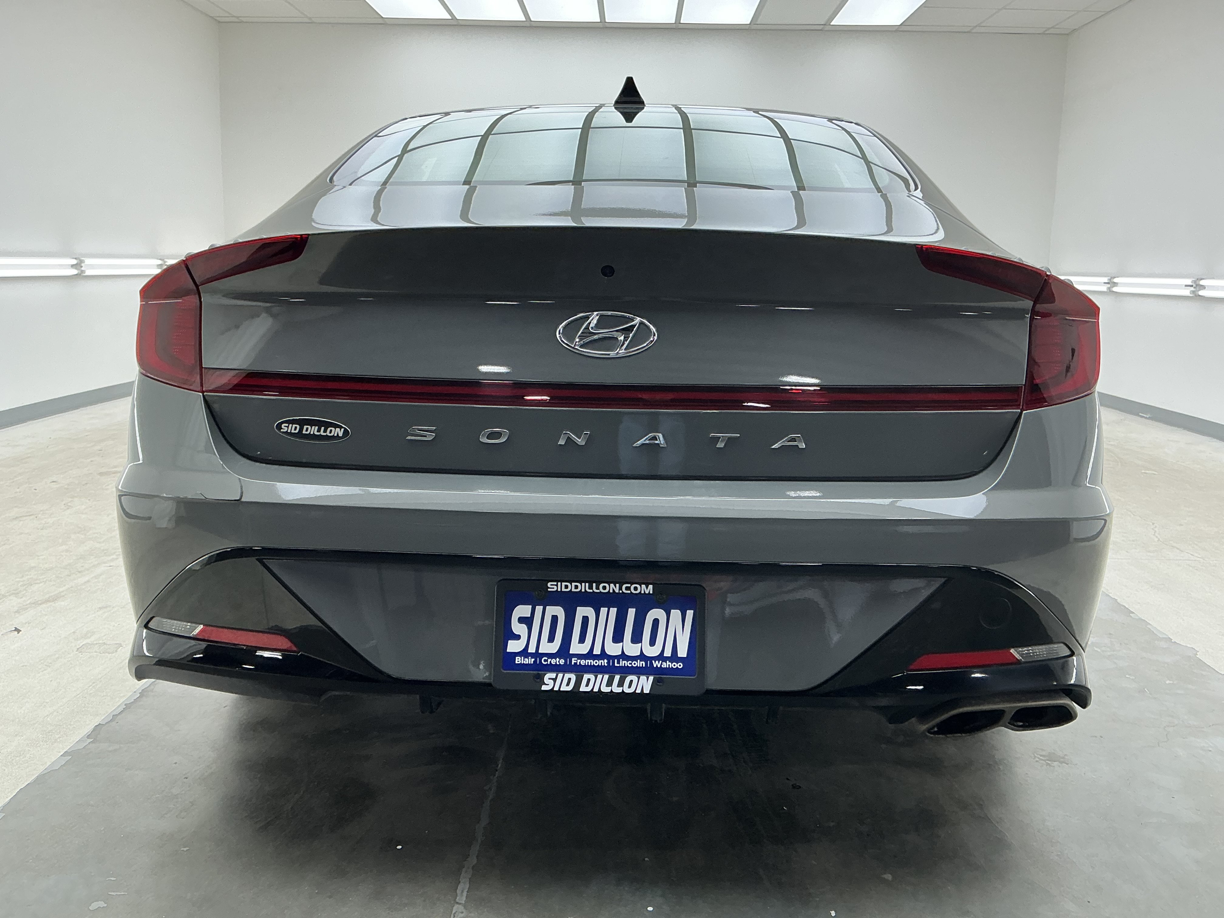 Certified Used 2023 Hampton Gray Hyundai SEL image 4