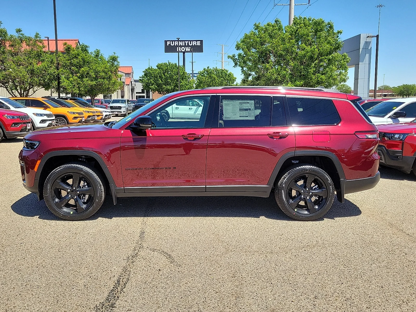 New 2026 Velvet Red Pearlcoat Jeep L LIMITED 4X4 image 2