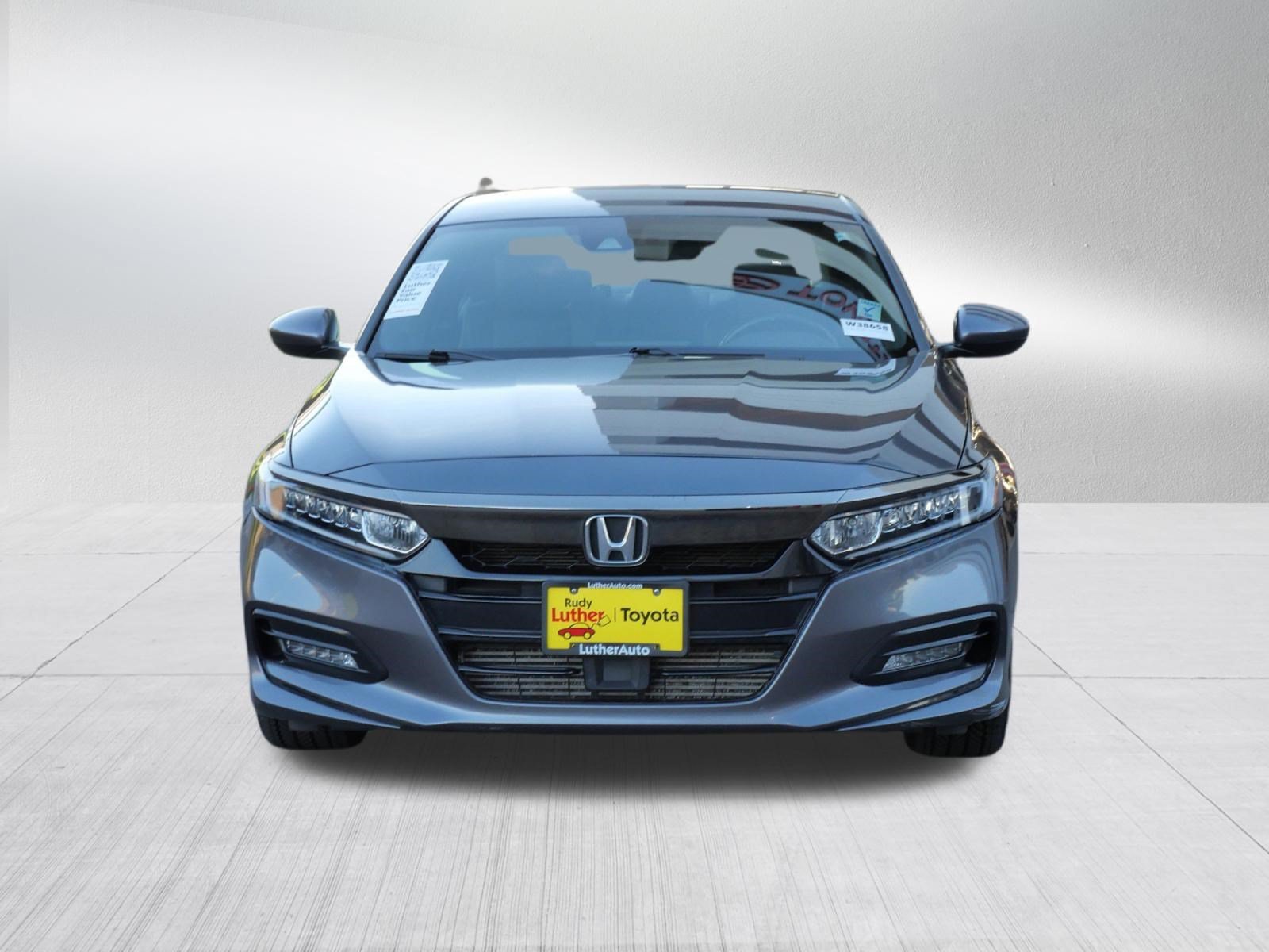 Used 2018 Honda Accord Sport with VIN 1HGCV1F39JA061401 for sale in Golden Valley, Minnesota