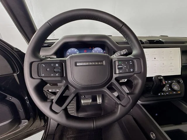 New 2026 Santorini Black Land Rover V8 image 12