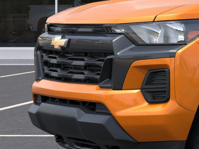 2025 Chevrolet Colorado LT - Photo 13