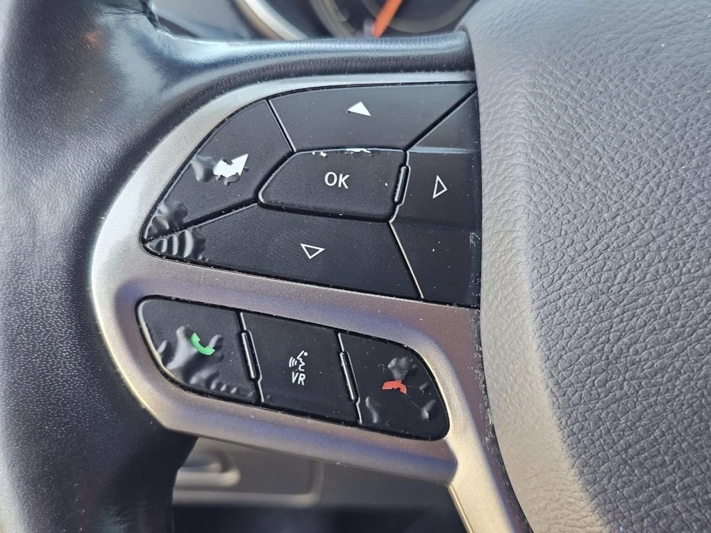 Used 2021 Beige Jeep Latitude Plus image 26